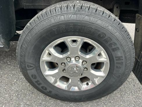 Used 2023 RAM 2500 Laramie AWD/4WD image 13