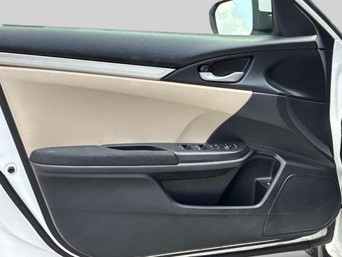 Used 2018 Honda Civic LX image 19