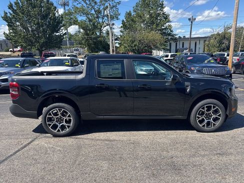 New 2025 Ford Maverick Lariat image 4