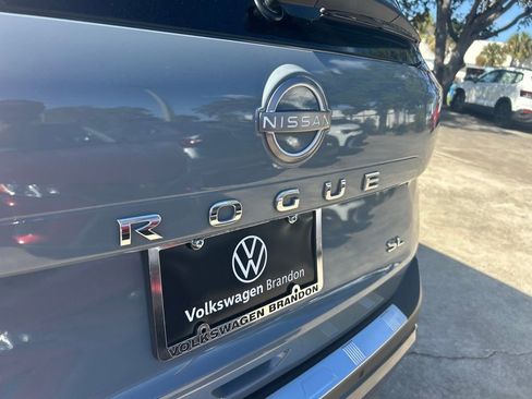 Used 2022 Nissan Rogue SL image 32