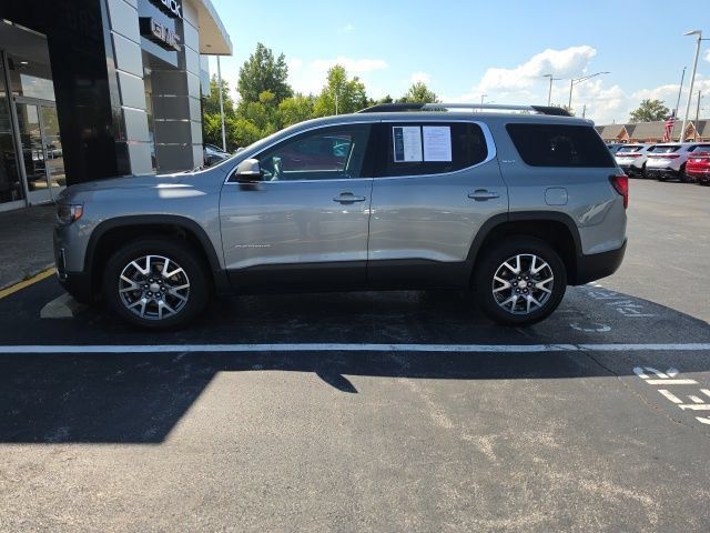 Certified 2023 GMC Acadia SLT FWD image 2