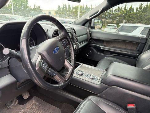 Used 2021 Ford Expedition Limited AWD/4WD image 9