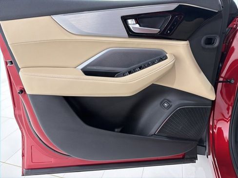 Certified 2025 Acura MDX w/ Technology Package image 10