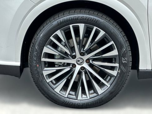 Certified 2024 Lexus RX 350 Premium w/ Accessory Package (Z1) FWD image 12