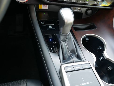 Used 2021 Lexus RX 450h AWD w/ Premium Package image 24