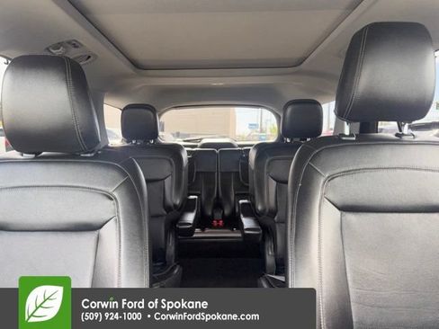 Used 2021 Ford Explorer Limited AWD/4WD image 36