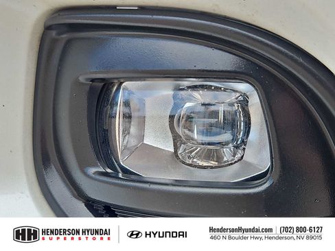 Used 2021 Toyota Highlander Limited FWD image 11