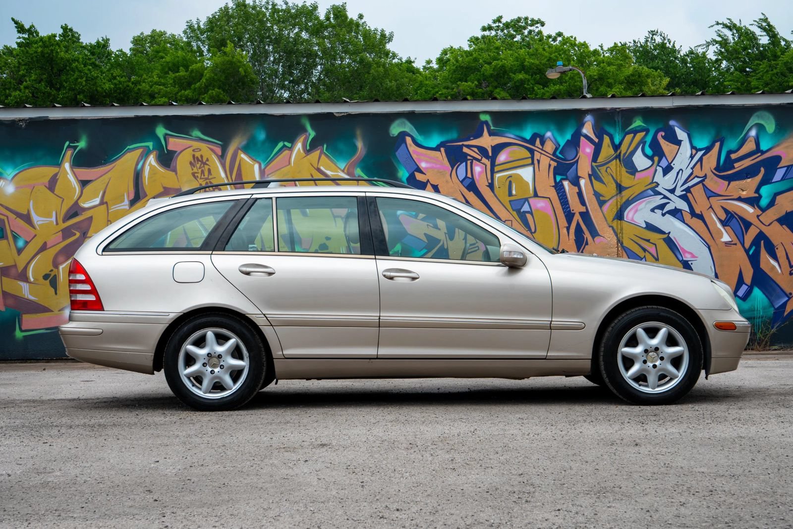 Used 2002 Mercedes-Benz C 320 Wagon image 3