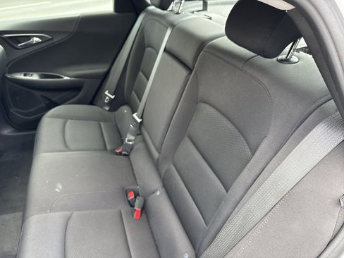 Used 2023 Chevrolet Malibu LT image 13
