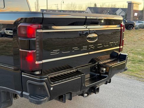Used 2023 Ford F250 Lariat w/ Chrome Package AWD/4WD image 14