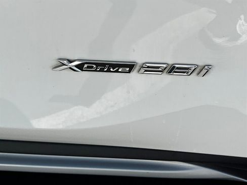 Used 2017 BMW X1 xDrive28i AWD/4WD image 10