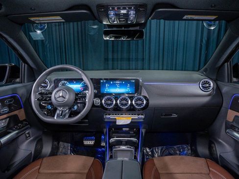 Certified 2025 Mercedes-Benz GLA 35 AMG 4MATIC image 16