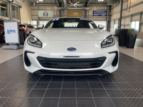 Used 2022 Subaru BRZ Premium RWD image 2