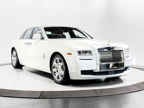 Used 2014 Rolls-Royce Ghost RWD image 3
