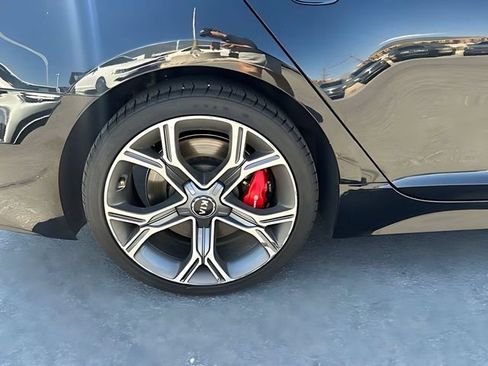 Used 2020 Kia Stinger GT AWD/4WD image 12