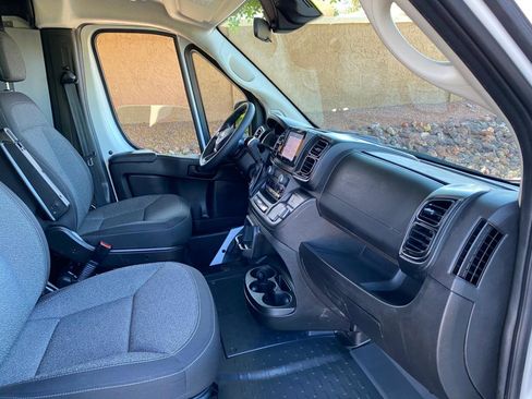 Used 2025 RAM ProMaster 2500 w/ U-Haul Equipment Group FWD image 41
