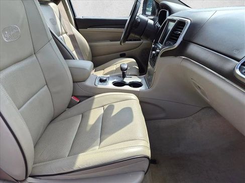 Used 2014 Jeep Grand Cherokee Overland AWD/4WD image 20