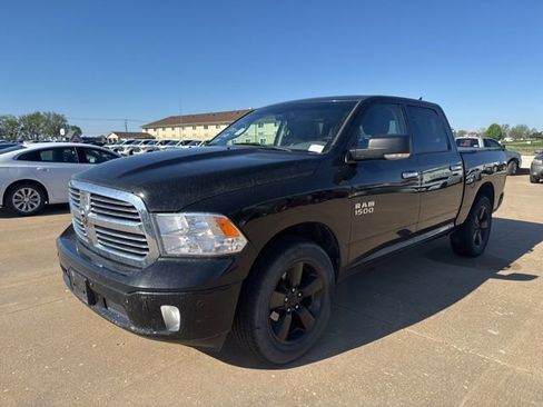 Used 2015 RAM 1500 Big Horn image 8