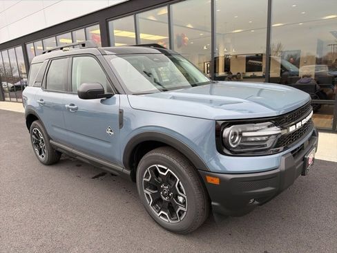 New 2025 Ford Bronco Sport Outer Banks image 1