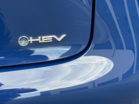 Used 2024 Toyota Prius XLE image 38