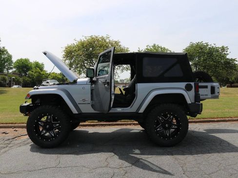 Used 2014 Jeep Wrangler Sport image 74