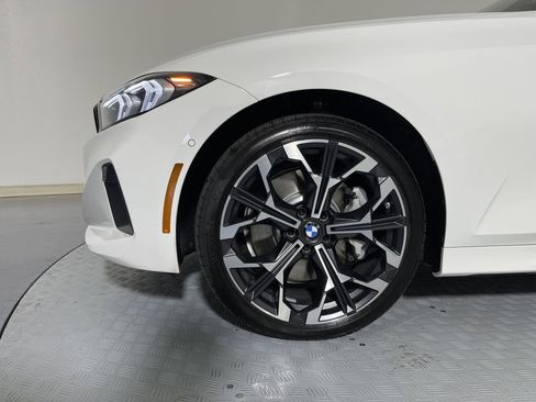 Used 2025 BMW 330i 330i w/ Convenience Package image 10