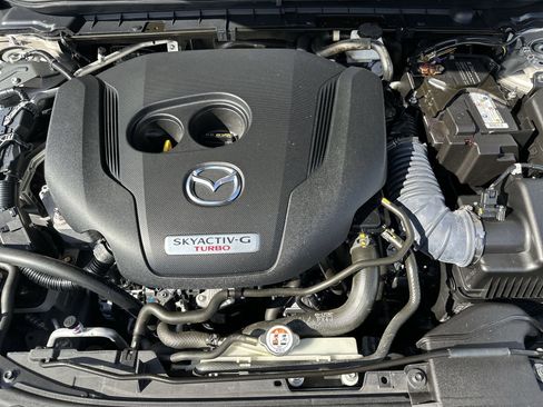 Used 2022 MAZDA MAZDA3 s image 18