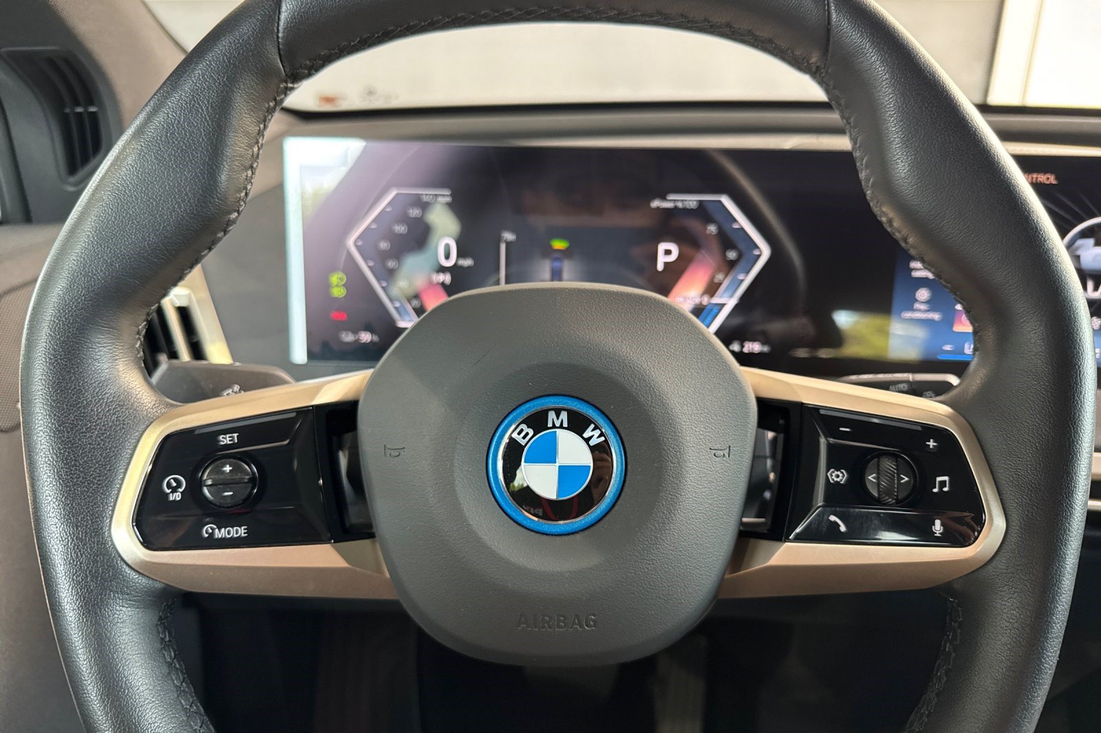 Certified 2024 BMW iX xDrive50 AWD/4WD image 31