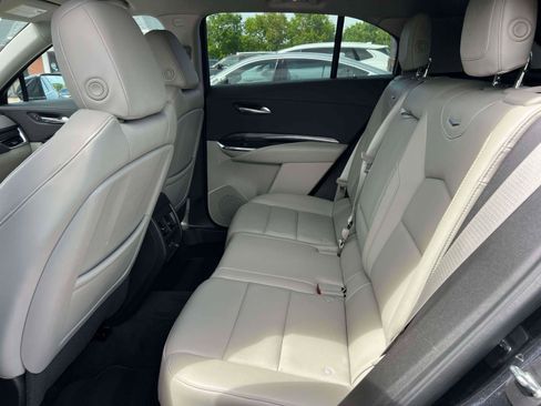 Certified 2023 Cadillac XT4 Luxury w/ Cold Weather Package AWD/4WD image 11