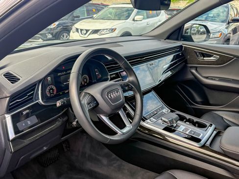 Used 2025 Audi Q8 Premium w/ Black Optic Package AWD/4WD image 6