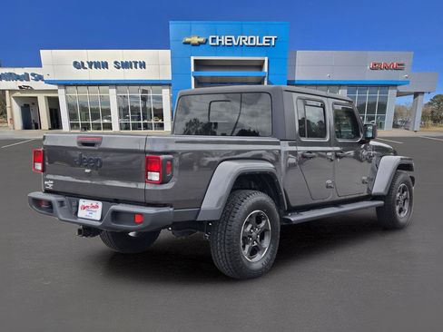 Used 2022 Jeep Gladiator Sport AWD/4WD image 7