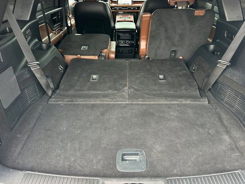 Used 2024 Lincoln Aviator Reserve AWD/4WD image 18