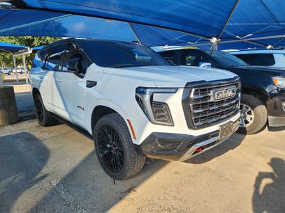 Used 2025 GMC Yukon AT4 w/ AT4 Premium Package