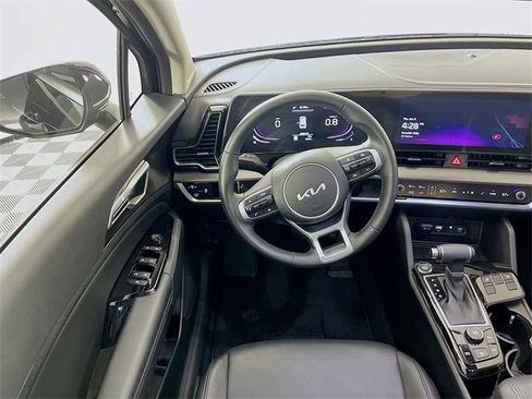 Used 2025 Kia Sportage EX w/ Premium Package image 24