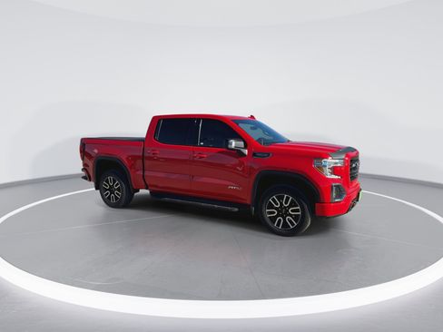Used 2022 GMC Sierra 1500 AT4 w/ Technology Package image 3
