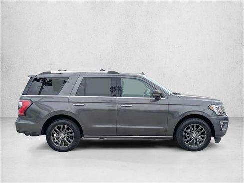Used 2019 Ford Expedition Limited w/ Driver Assistance Package RWD image 4