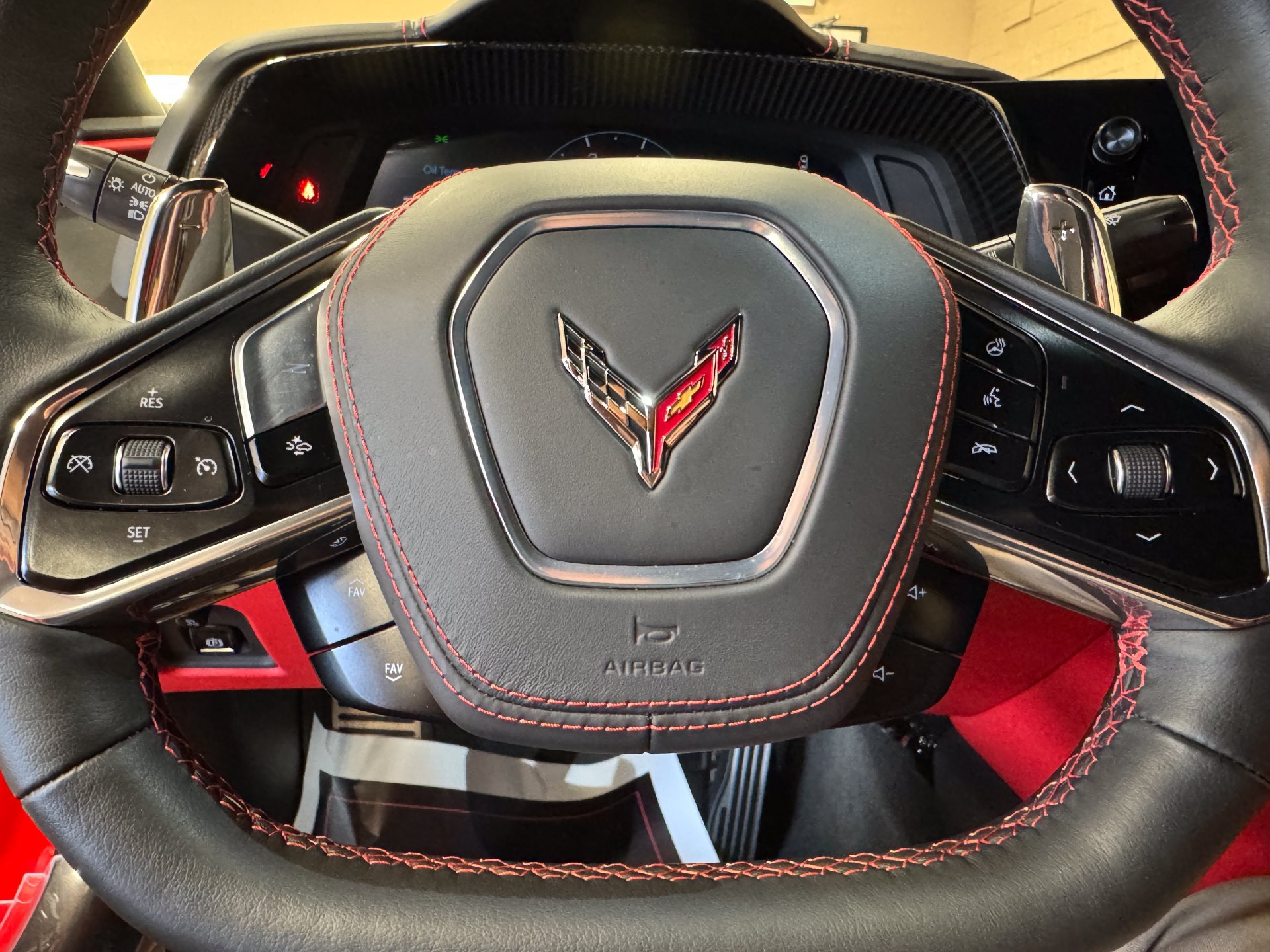 Used 2025 Chevrolet Corvette Stingray Premium Cpe w/ Z51 Performance Package RWD image 54