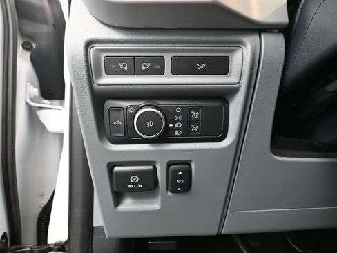 Used 2022 Ford F150 XLT w/ Equipment Group 302A High image 34