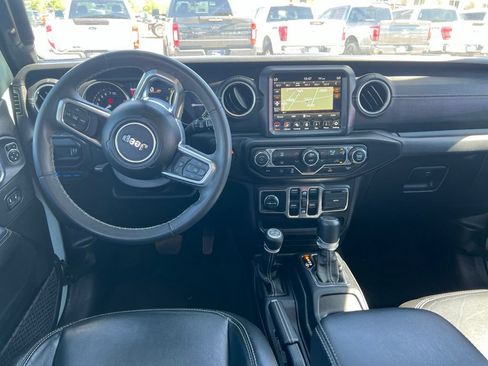 Used 2023 Jeep Wrangler Unlimited Sahara AWD/4WD image 18