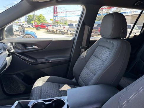 Used 2025 Chevrolet Equinox LT FWD image 15