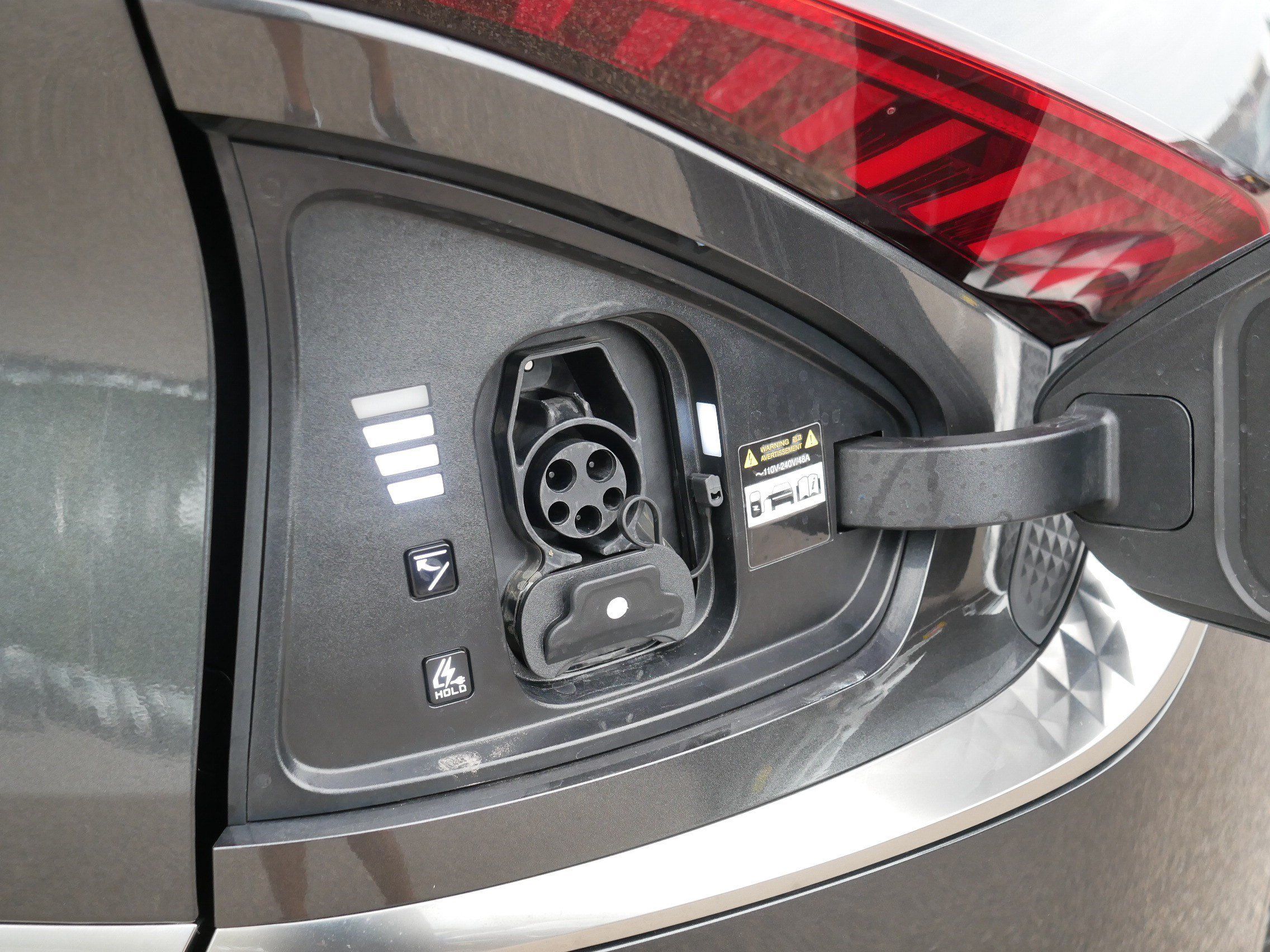 Certified 2024 Kia EV6 Wind w/ Wind Technology Package AWD/4WD image 35