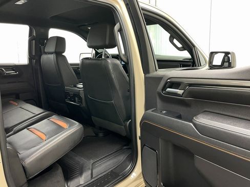 Certified 2022 GMC Sierra 1500 AT4 w/ AT4 Premium Package image 44