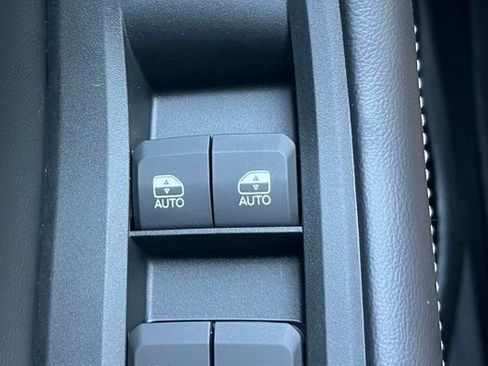 New 2025 Jeep Grand Cherokee L Laredo w/ Trailer Tow Package image 6