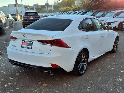 Used 2018 Lexus IS 350 image 4