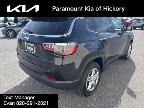 Used 2024 Jeep Compass Sport image 7