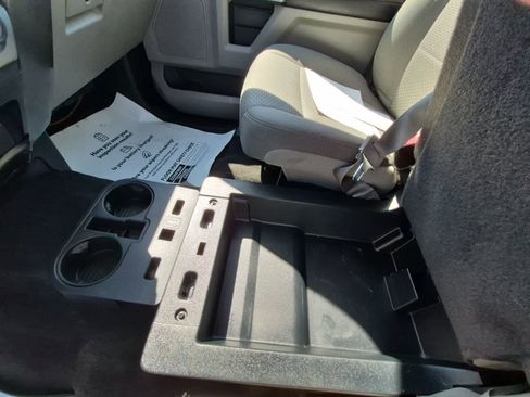 Used 2015 Ford F150 XLT image 24