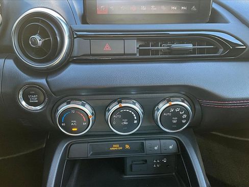 Used 2018 MAZDA MX-5 Miata Grand Touring image 14