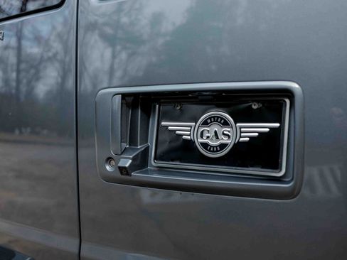 Used 2023 Chevrolet Express 2500 image 22