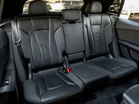 Used 2020 Audi Q8 Premium w/ Black Optic Package image 25