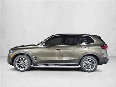 Used 2026 BMW X5 xDrive40i w/ Executive Package AWD/4WD image 8